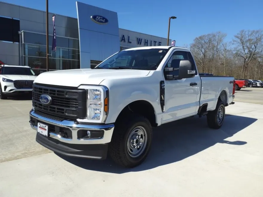 2025 Ford F-250 XL photo 1