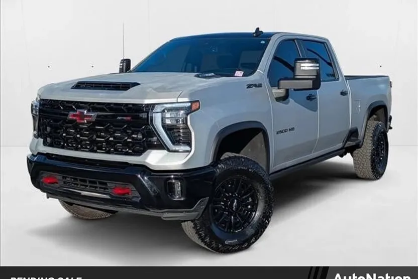 2024 Chevrolet Silverado 2500HD ZR2 photo 1