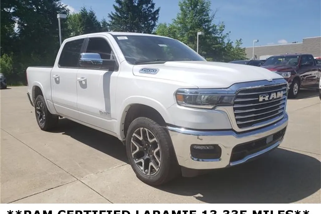 2025 Ram 1500 Laramie photo 1