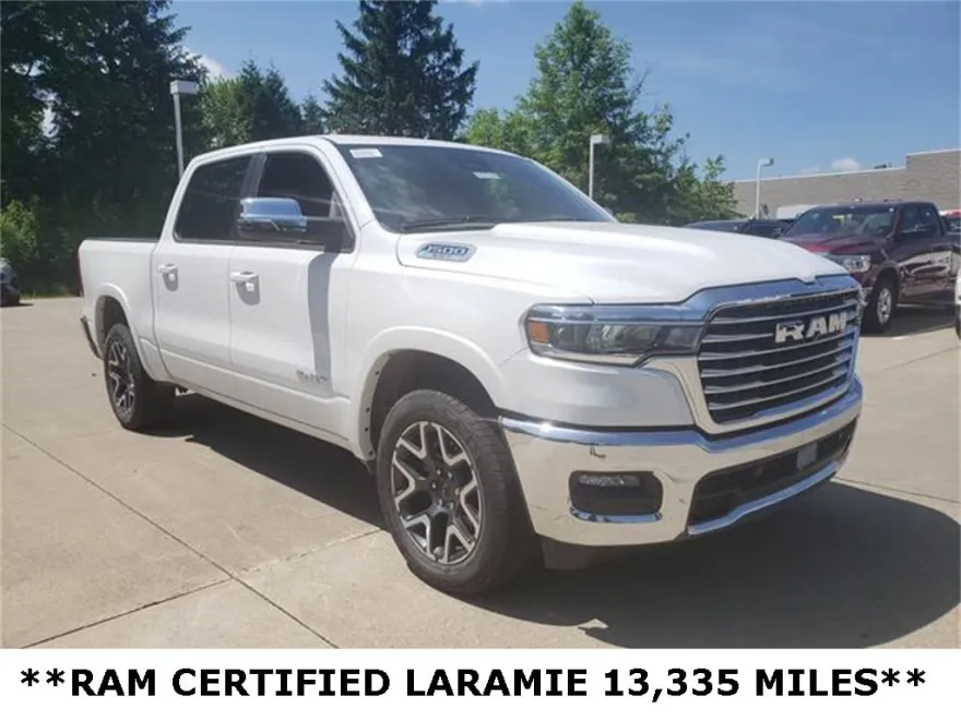 2025 Ram 1500 Laramie photo 1
