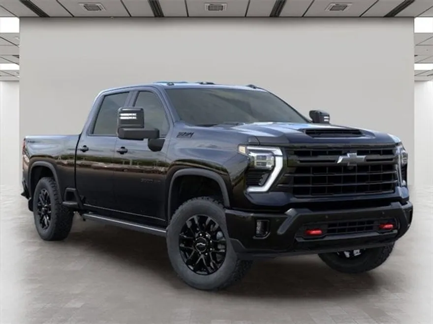 2025 Chevrolet Silverado 3500HD LTZ photo 1
