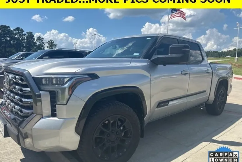 2023 Toyota Tundra Platinum photo 1