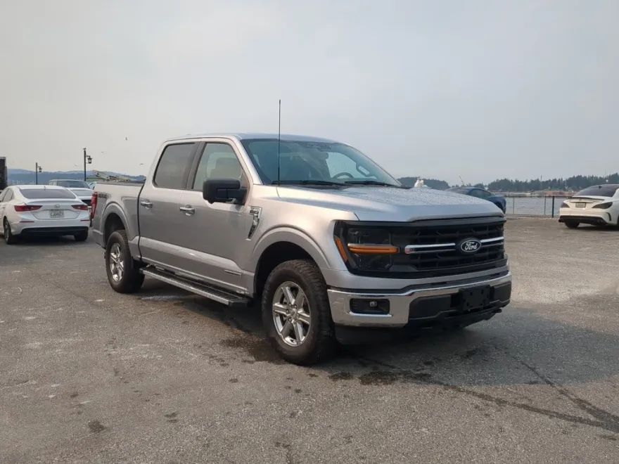 2024 Ford F-150 XLT photo 1