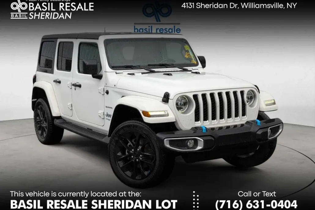 2022 Jeep Wrangler 4xe Unlimited Sahara photo 1