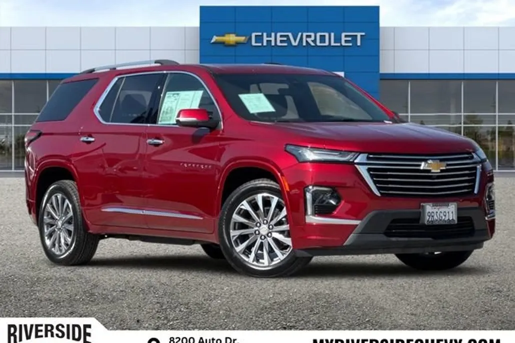 2023 Chevrolet Traverse Premier photo 1