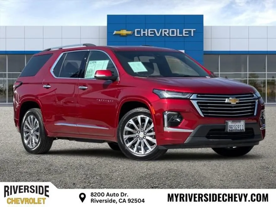 2023 Chevrolet Traverse Premier photo 1