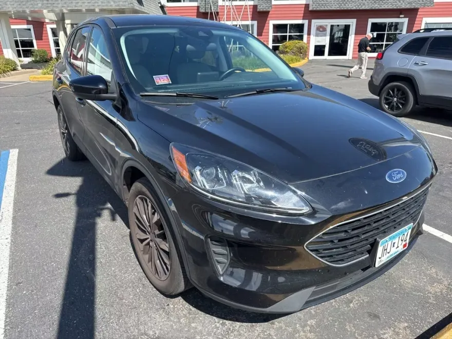 2022 Ford Escape SE photo 1