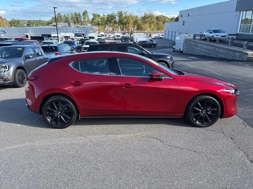 2021 Mazda Mazda3 Premium Hatchback photo 1