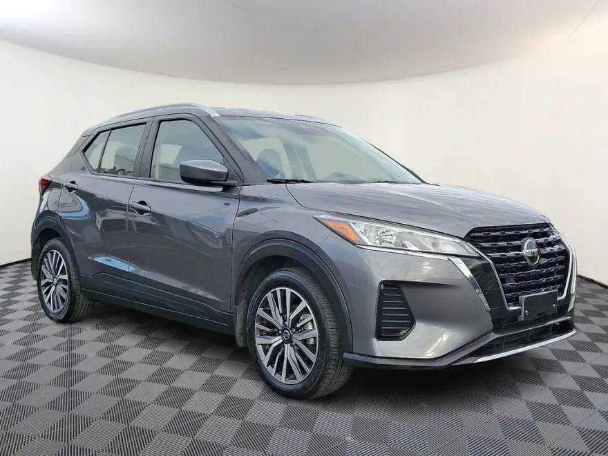2021 Nissan Kicks SV photo 1