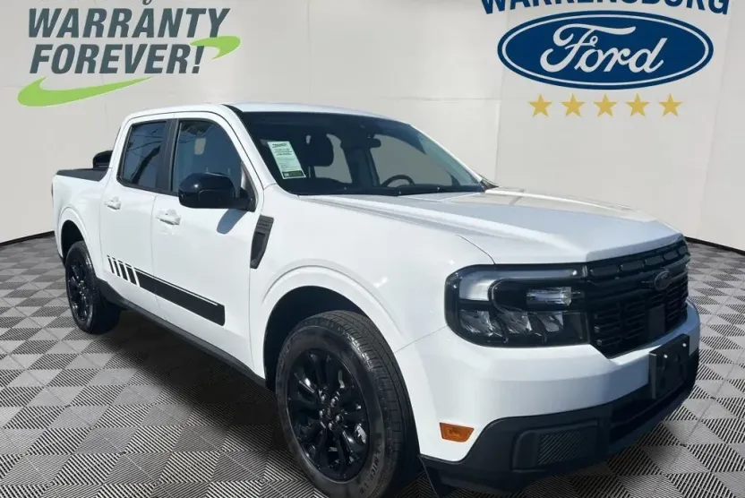 2024 Ford Maverick Lariat photo 1