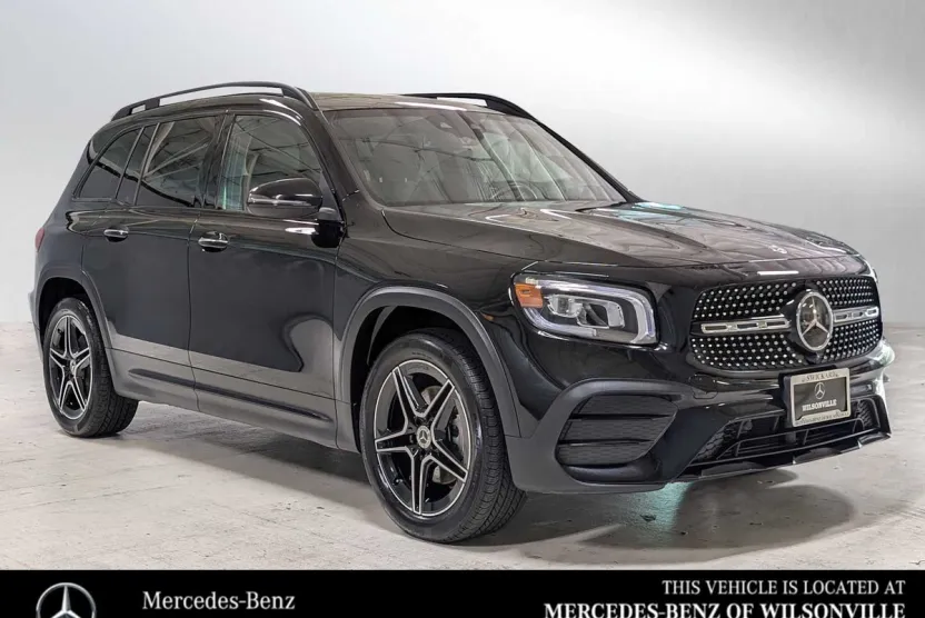 2023 Mercedes Benz GLB 250 4MATIC photo 1
