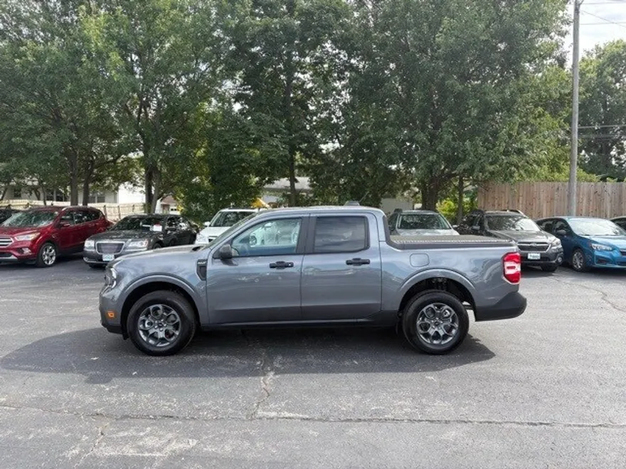 2025 Ford Maverick XLT photo 1
