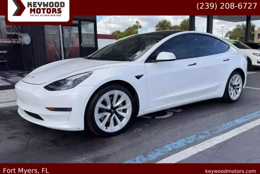 2022 Tesla Model 3 Long Range photo 1