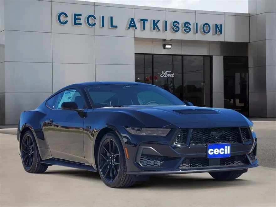 2025 Ford Mustang GT photo 1