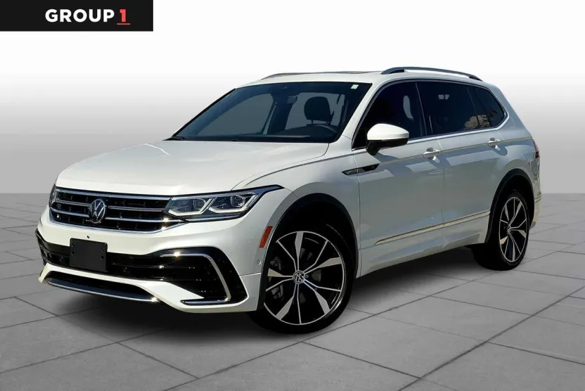 2024 Volkswagen Tiguan SEL R-Line Black photo 1