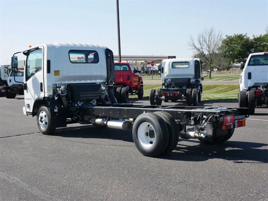 2025 Chevrolet Silverado 3500HD photo 1