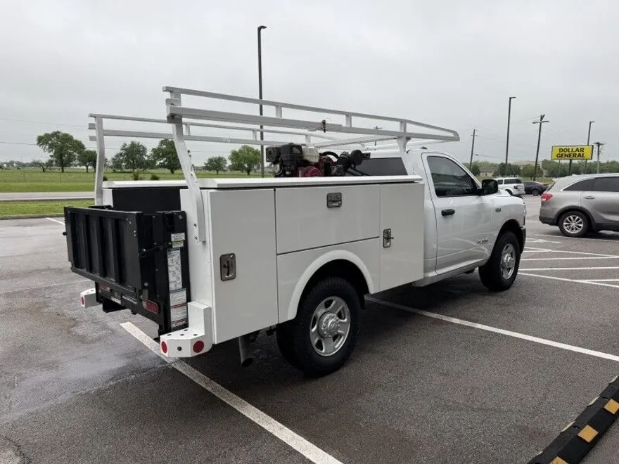 2022 Ram 2500 Tradesman photo 1