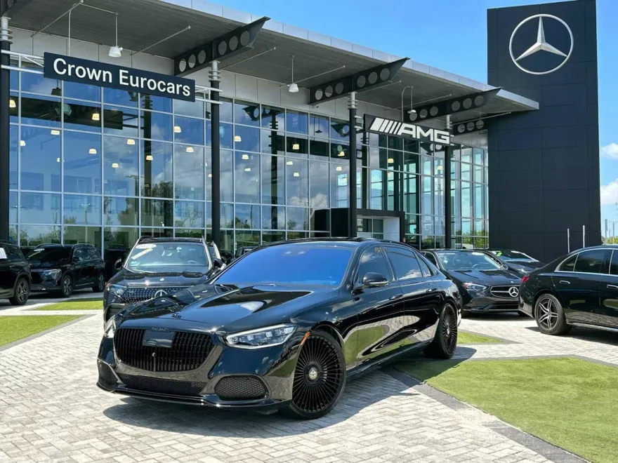 2021 Mercedes Benz S Maybach 580 photo 1
