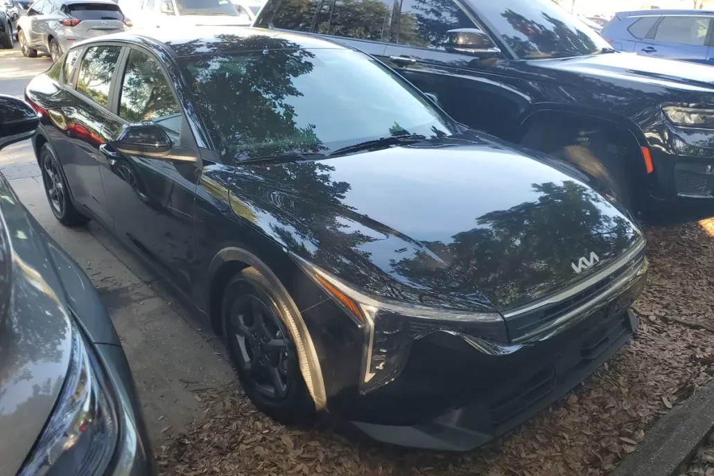 2022 Kia K5 LXS photo 1