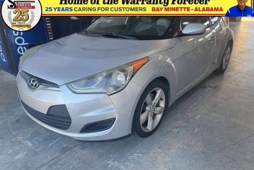 2012 Hyundai Veloster Base photo 1