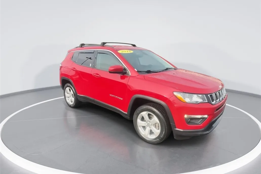 2018 Jeep Compass Latitude photo 1