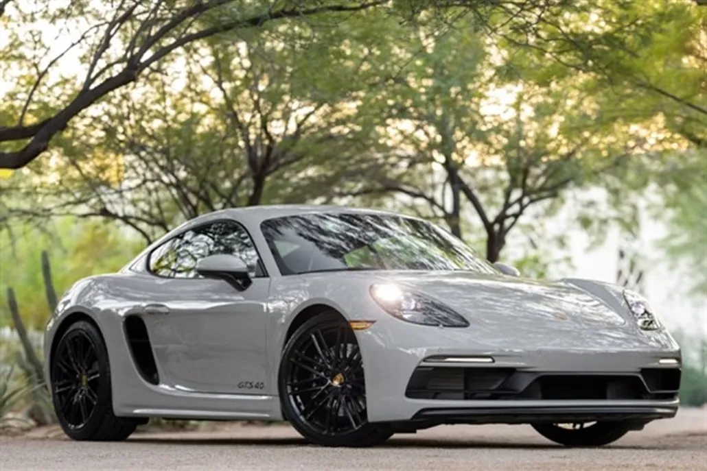 2025 Porsche Cayman GTS 4.0 photo 1