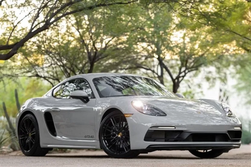 2025 Porsche Cayman GTS 4.0 photo 1