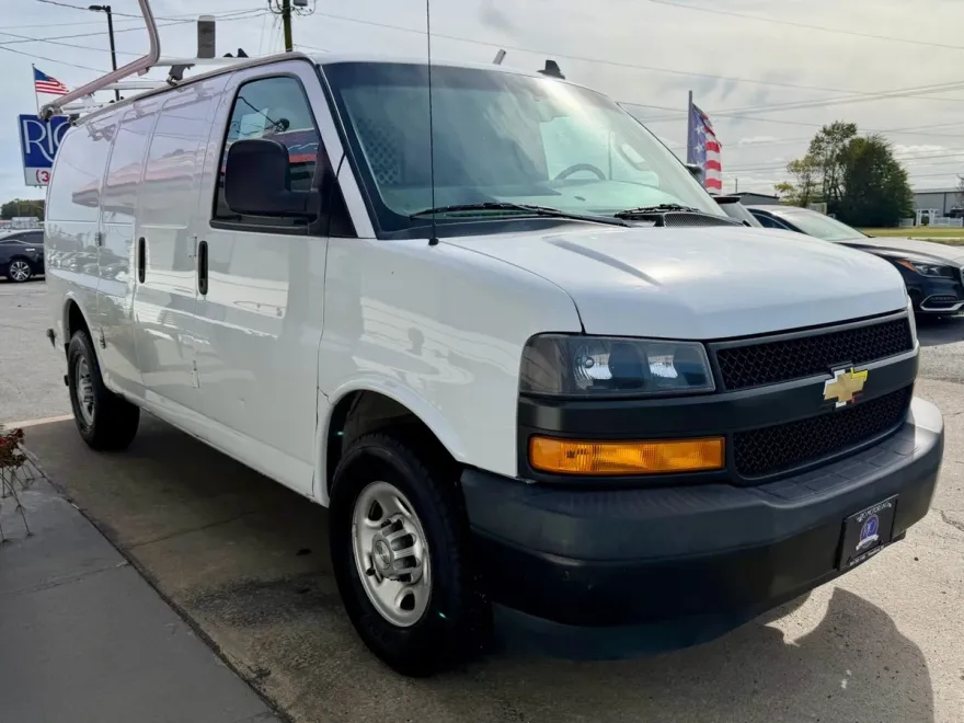 2020 Chevrolet Express 2500 Cargo Van photo 1