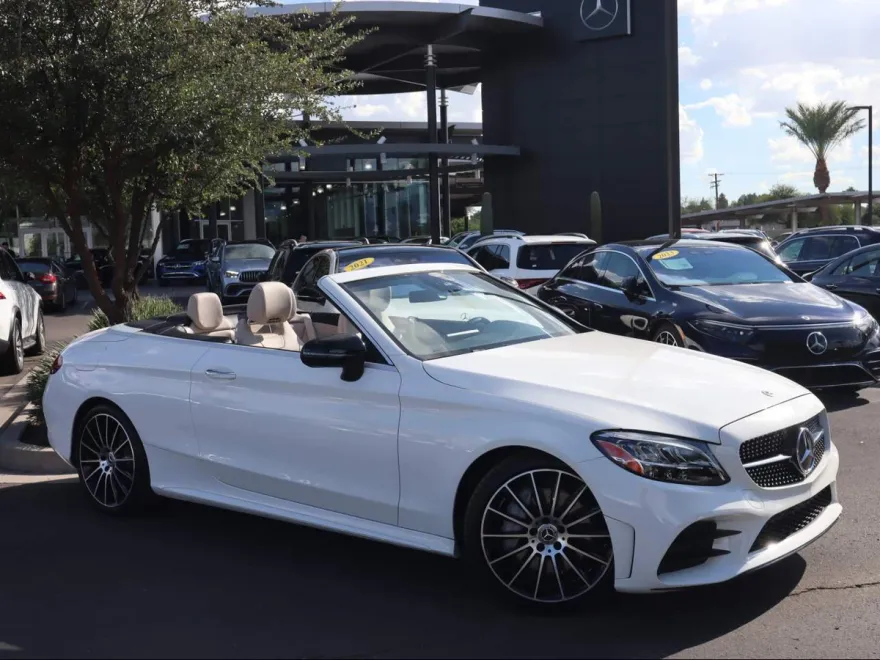 2023 Mercedes Benz C 300 photo 1