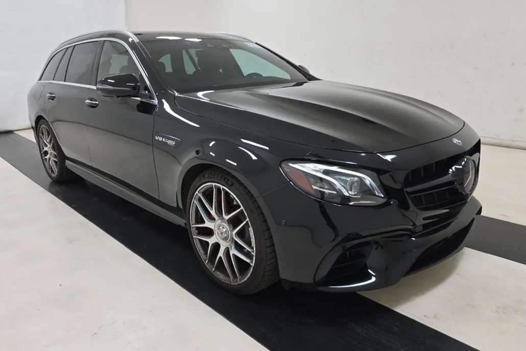 2018 Mercedes Benz E 63 S AMG 4MATIC photo 1