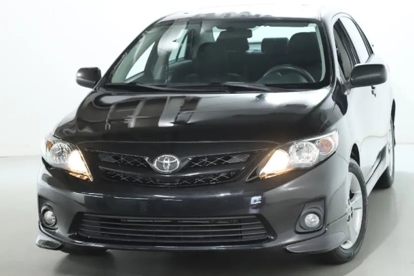 2011 Toyota Corolla S photo 1