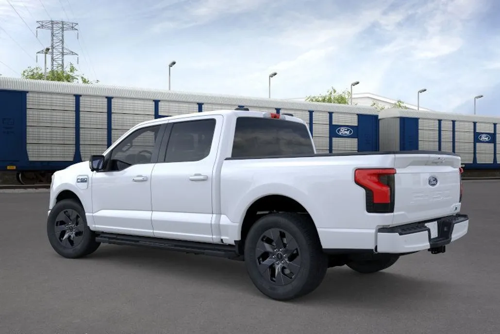2025 Ford F-150 Lightning photo 1