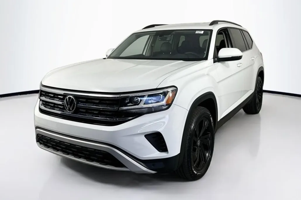 2022 Volkswagen Atlas SE Technology photo 1