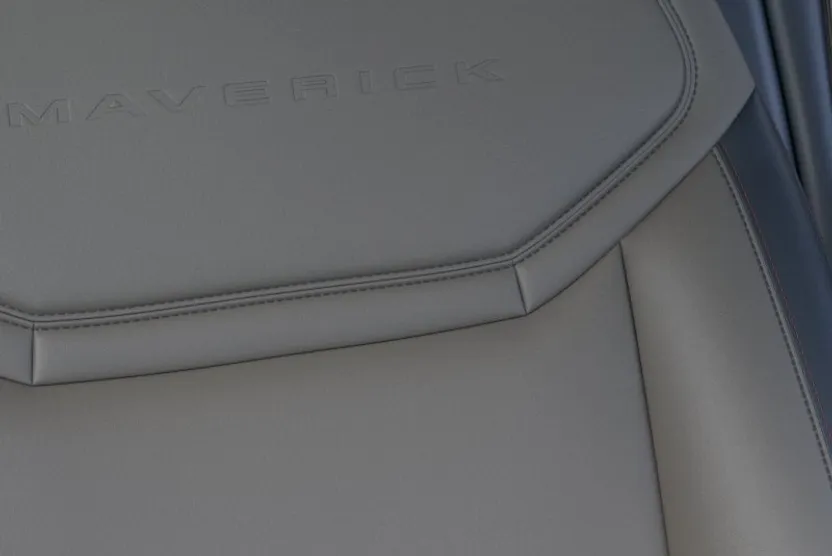 2025 Ford Maverick Lariat photo 14