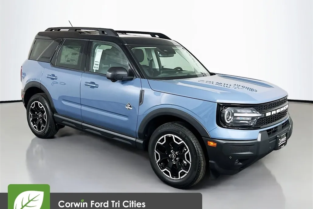 2025 Ford Bronco Sport Outer Banks photo 1