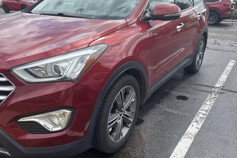 2014 Hyundai Santa Fe GLS photo 1
