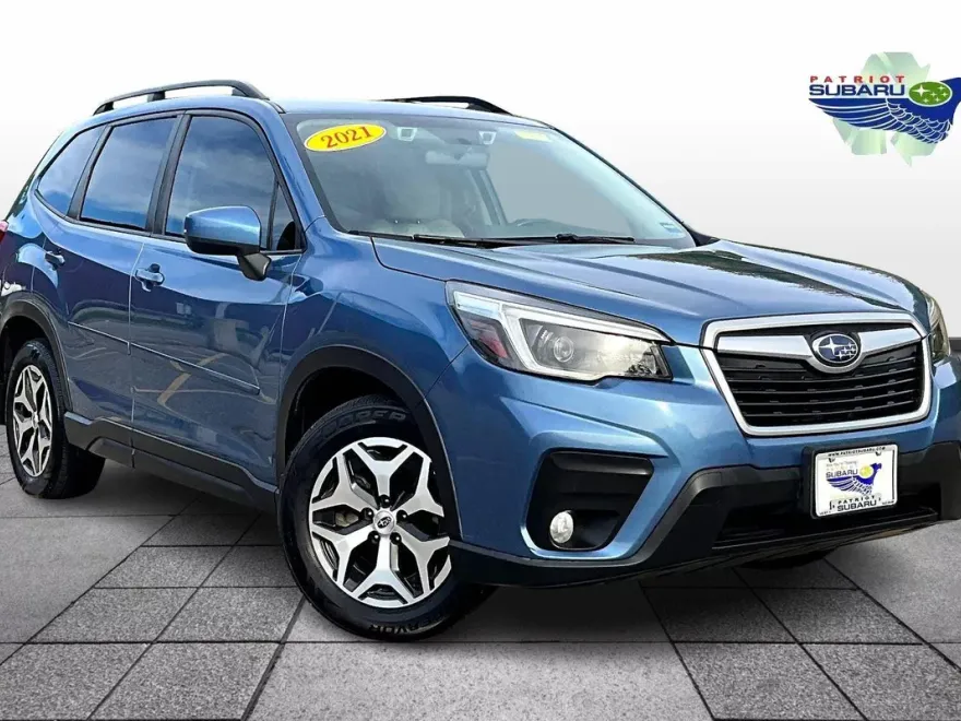 2021 Subaru Forester Premium photo 1