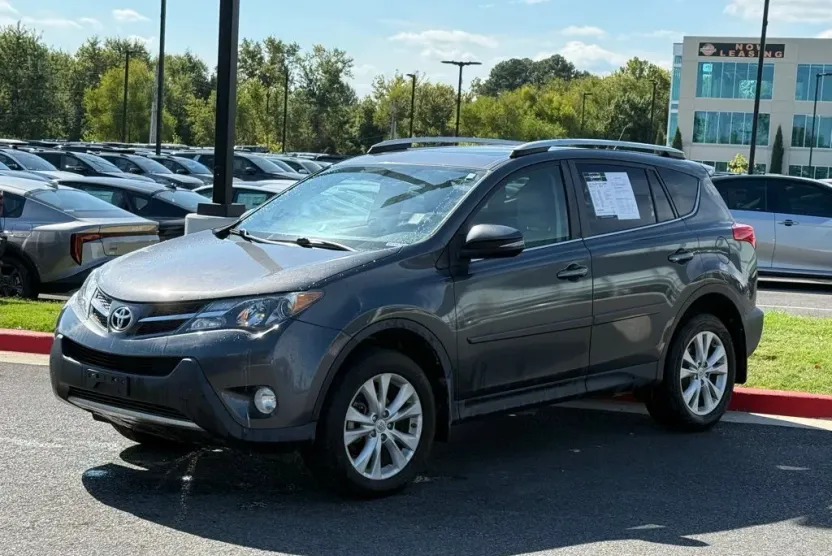 2013 Toyota RAV4 Limited photo 1
