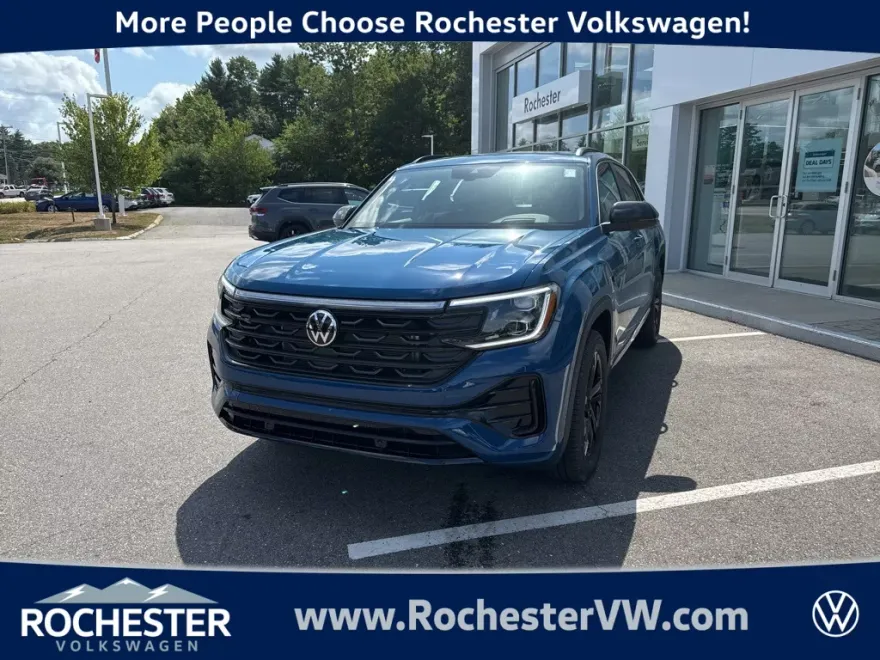 2026 Volkswagen Atlas Cross Sport SEL R-Line photo 1