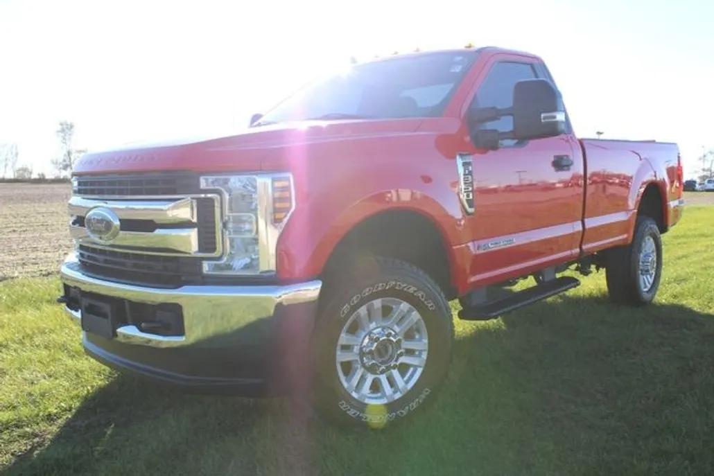 2019 Ford F-350 XL photo 1