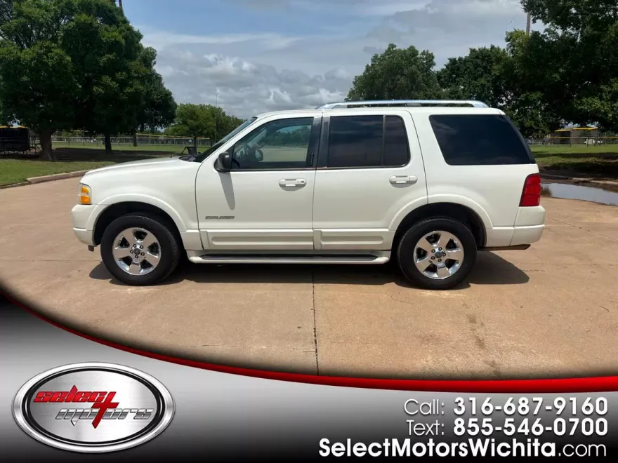 2004 Ford Explorer Limited photo 1