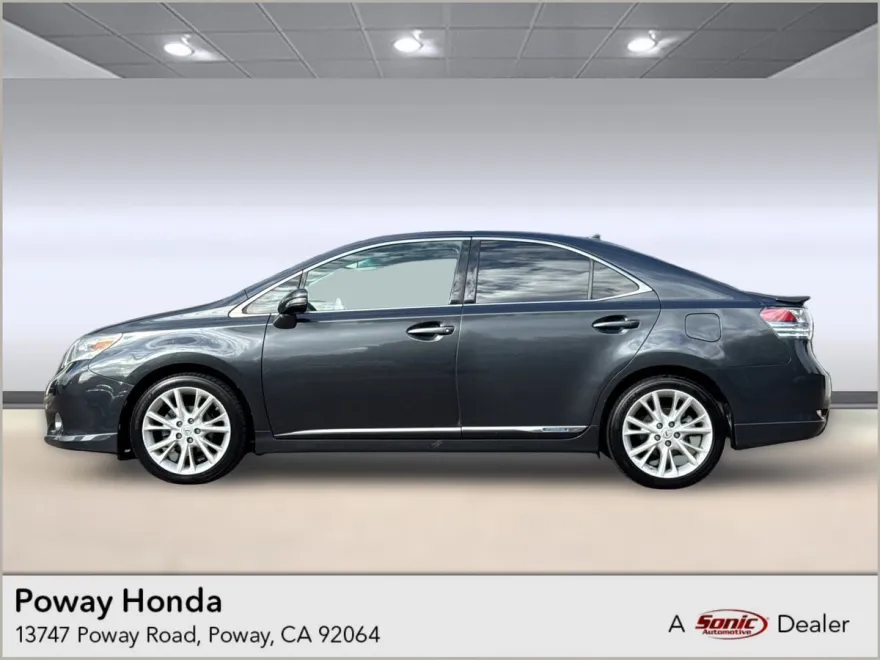 2010 Lexus HS 250h photo 1