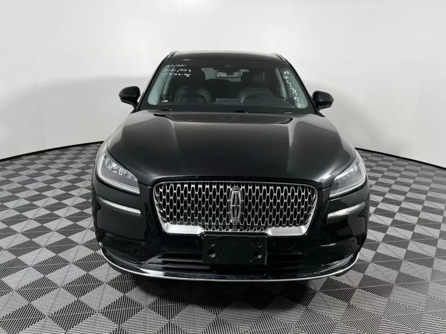 2021 Lincoln Corsair Standard photo 1