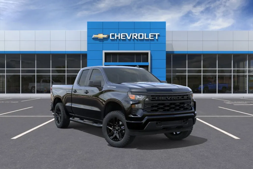 2026 Chevrolet Silverado 1500 Custom photo 1