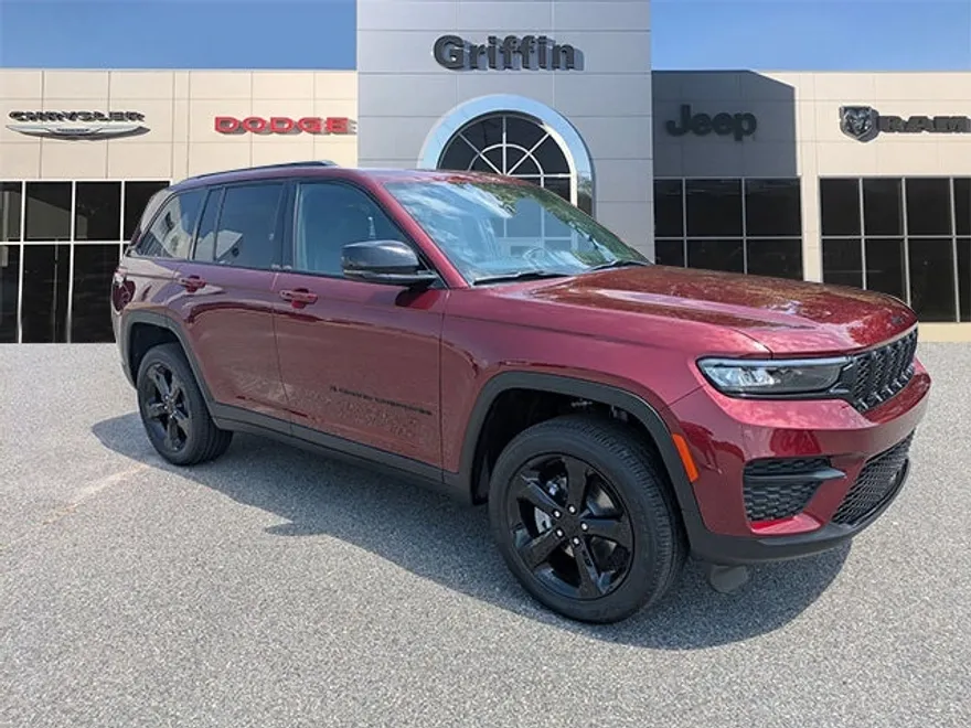2025 Jeep Grand Cherokee Altitude X photo 1