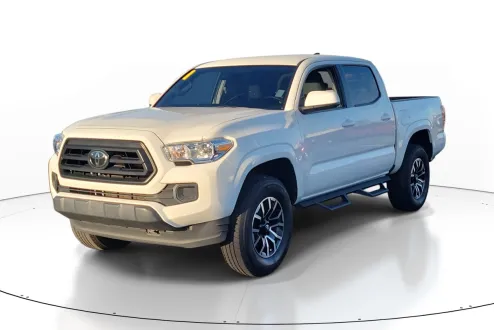 2021 Toyota Tacoma SR5 photo 2