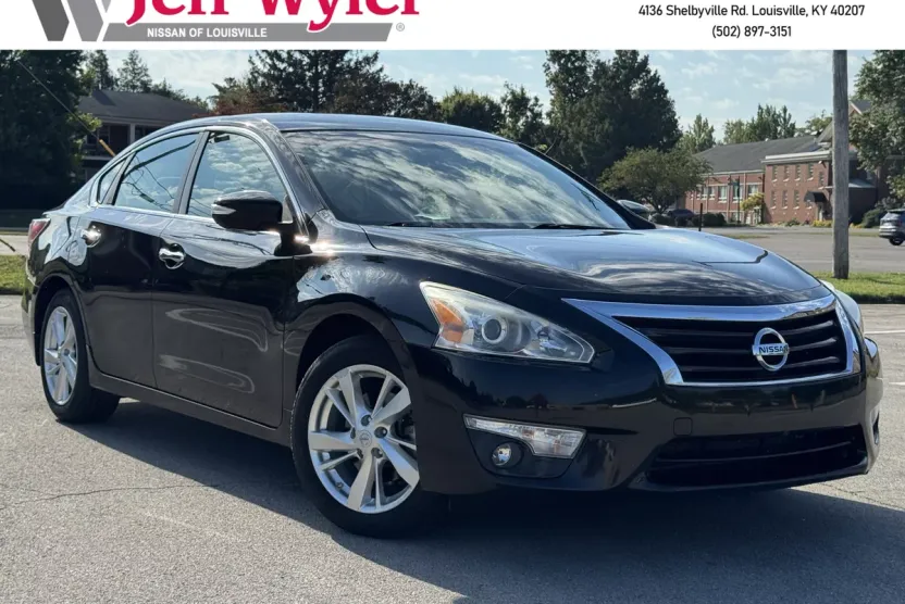 2015 Nissan Altima 2.5 SV photo 1