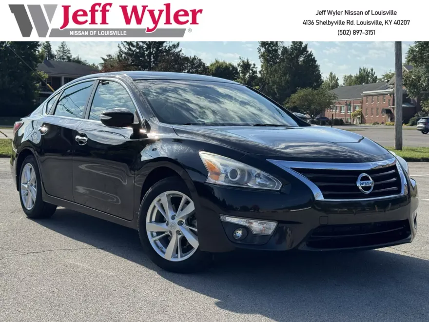 2015 Nissan Altima 2.5 SV photo 1