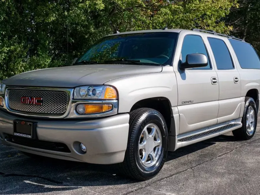2005 Gmc Yukon XL Denali photo 1
