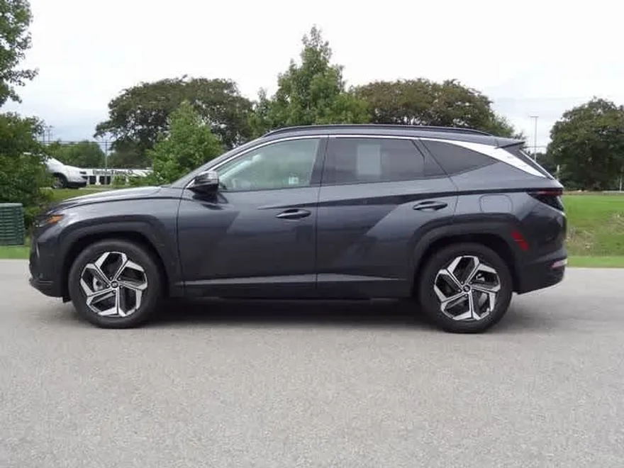 2024 Hyundai Tucson Limited photo 1